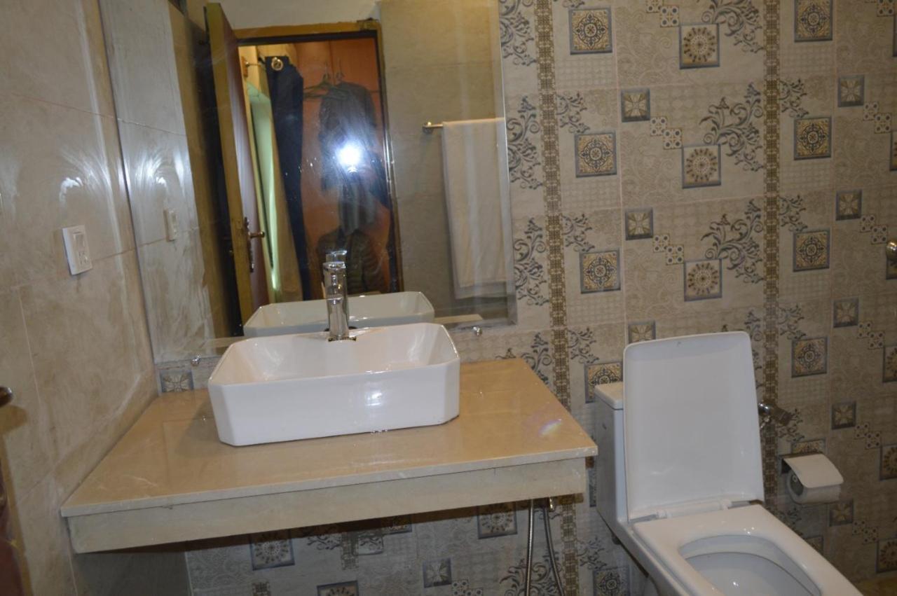 Rose Valet Guest House Islamabad Exterior foto